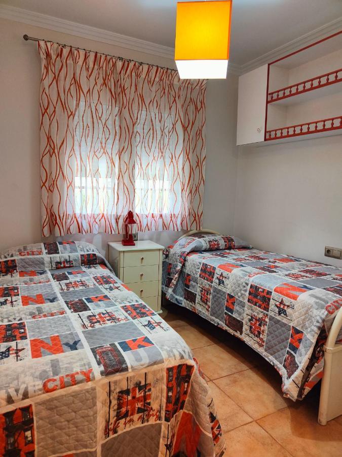 Apartamento Zona Playa De Burriana Con Terraza Nerja Eksteriør bilde